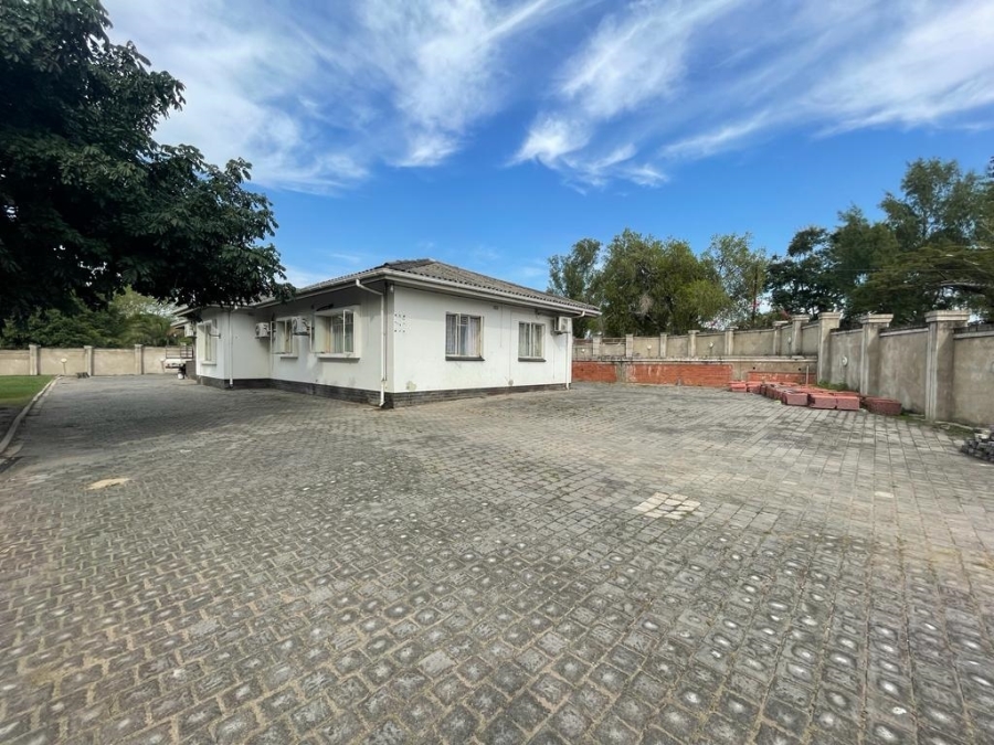 3 Bedroom Property for Sale in Mandeni KwaZulu-Natal