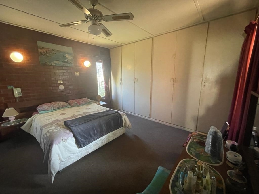 3 Bedroom Property for Sale in Larkfield KwaZulu-Natal