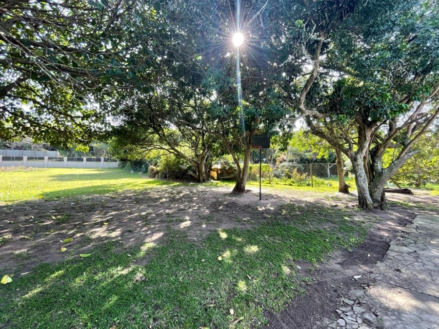 6 Bedroom Property for Sale in Tugela Mouth KwaZulu-Natal