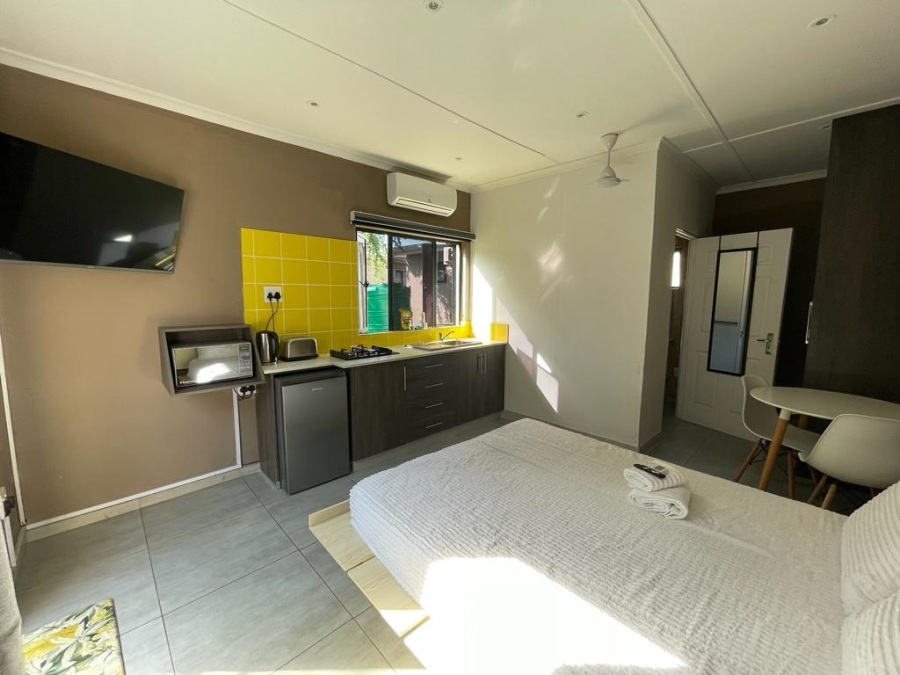 6 Bedroom Property for Sale in Tugela Mouth KwaZulu-Natal