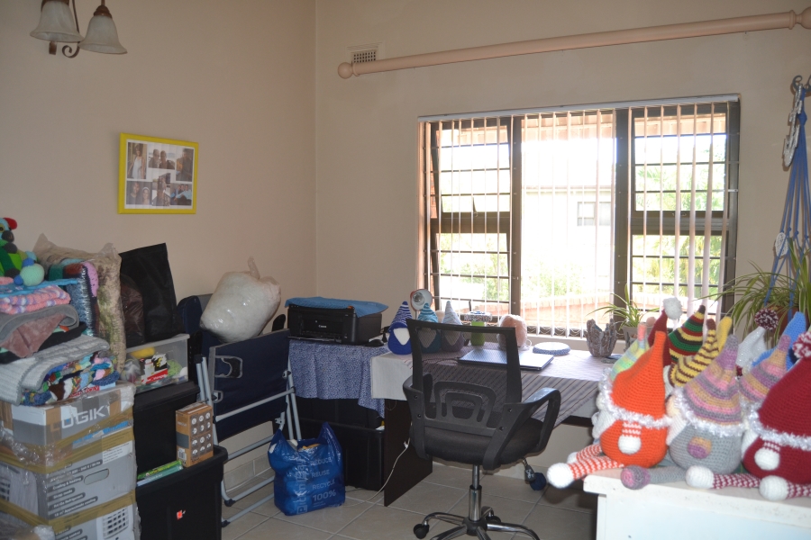 3 Bedroom Property for Sale in Scottburgh Central KwaZulu-Natal