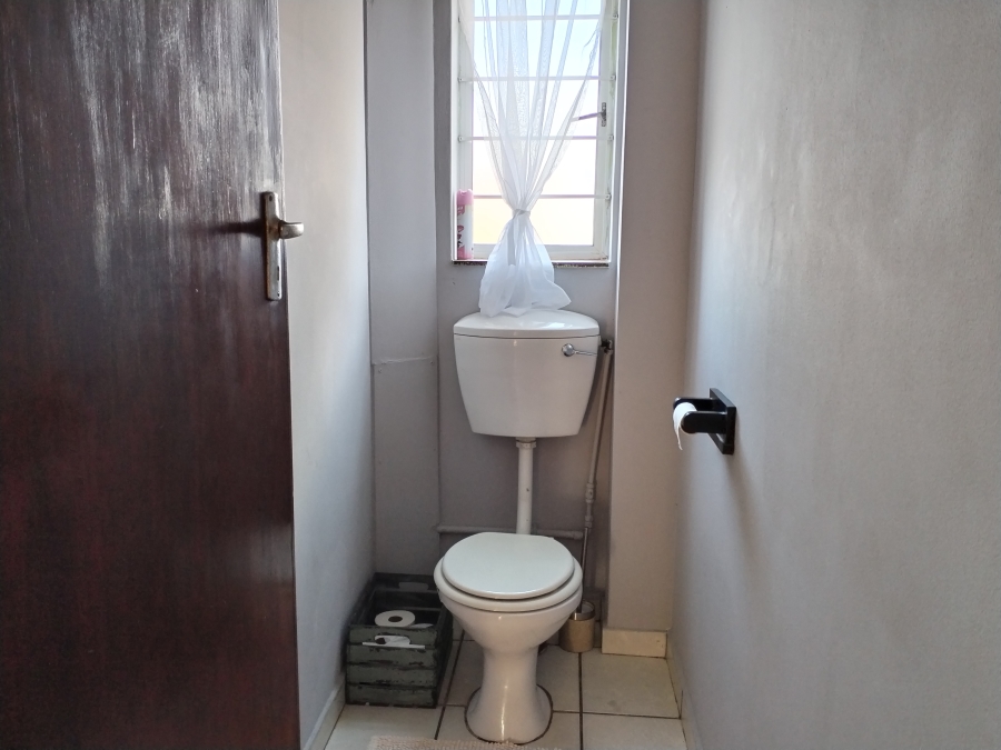 2 Bedroom Property for Sale in Scottburgh Central KwaZulu-Natal