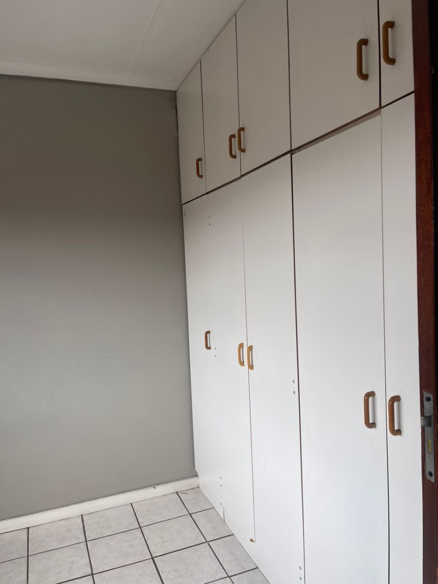 2 Bedroom Property for Sale in Pietermaritzburg Central KwaZulu-Natal
