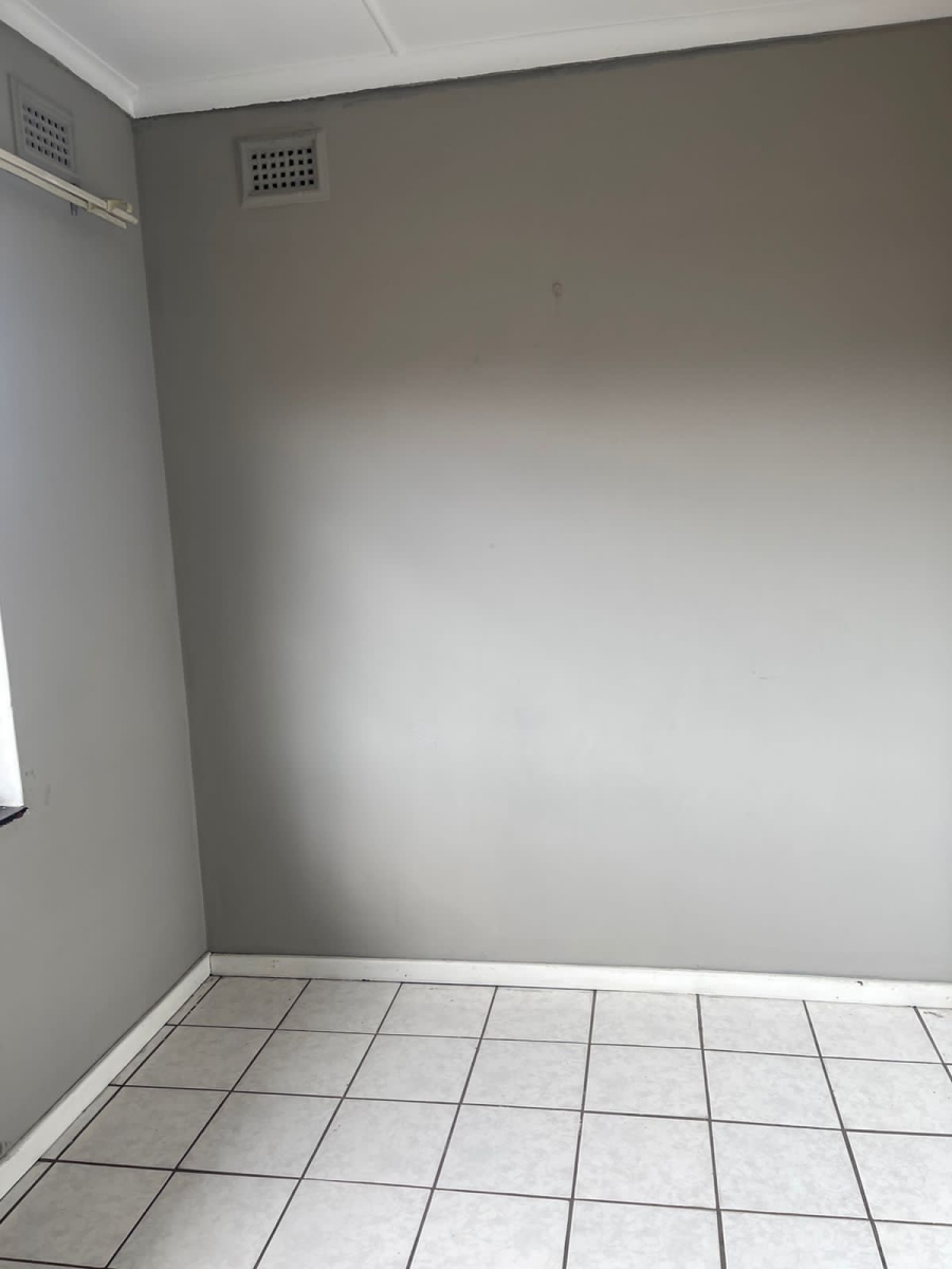 2 Bedroom Property for Sale in Pietermaritzburg Central KwaZulu-Natal