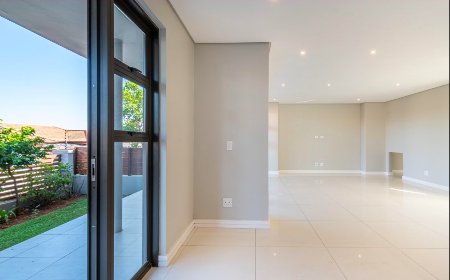 5 Bedroom Property for Sale in Izinga Estate KwaZulu-Natal