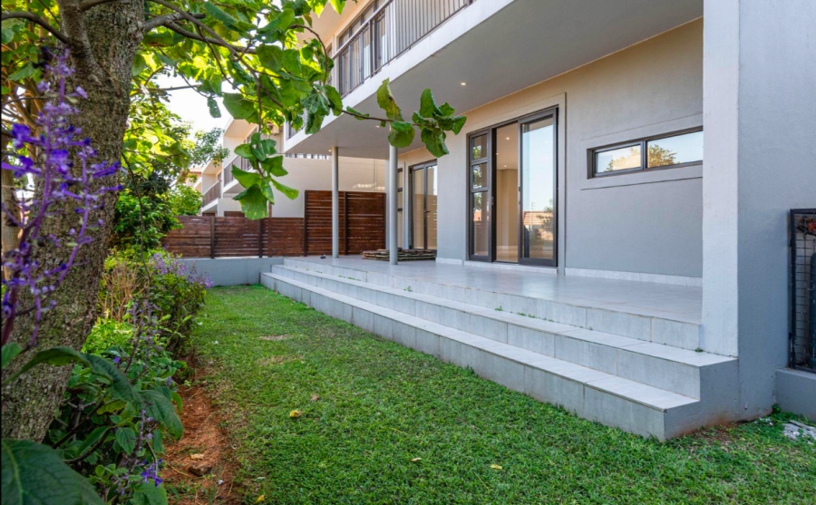 5 Bedroom Property for Sale in Izinga Estate KwaZulu-Natal