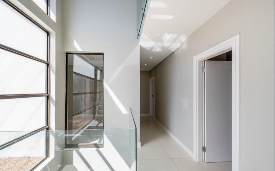 5 Bedroom Property for Sale in Izinga Estate KwaZulu-Natal