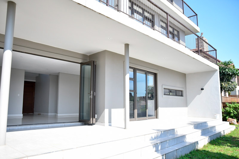 5 Bedroom Property for Sale in Izinga Estate KwaZulu-Natal