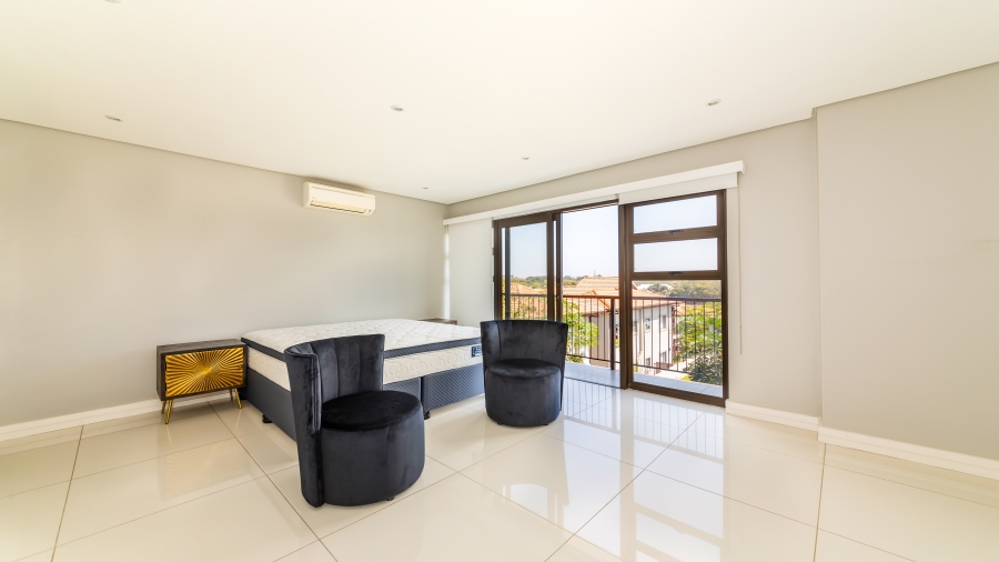 6 Bedroom Property for Sale in Izinga Estate KwaZulu-Natal