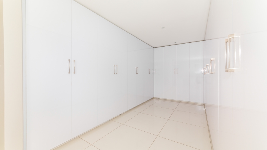 6 Bedroom Property for Sale in Izinga Estate KwaZulu-Natal