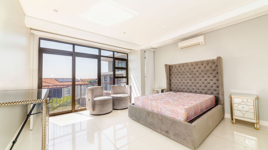 6 Bedroom Property for Sale in Izinga Estate KwaZulu-Natal