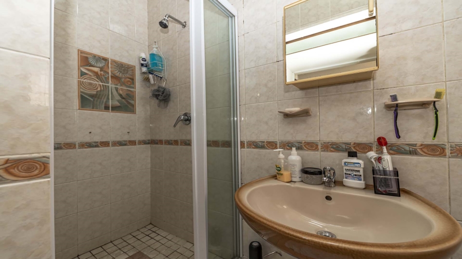 5 Bedroom Property for Sale in Umhlanga KwaZulu-Natal