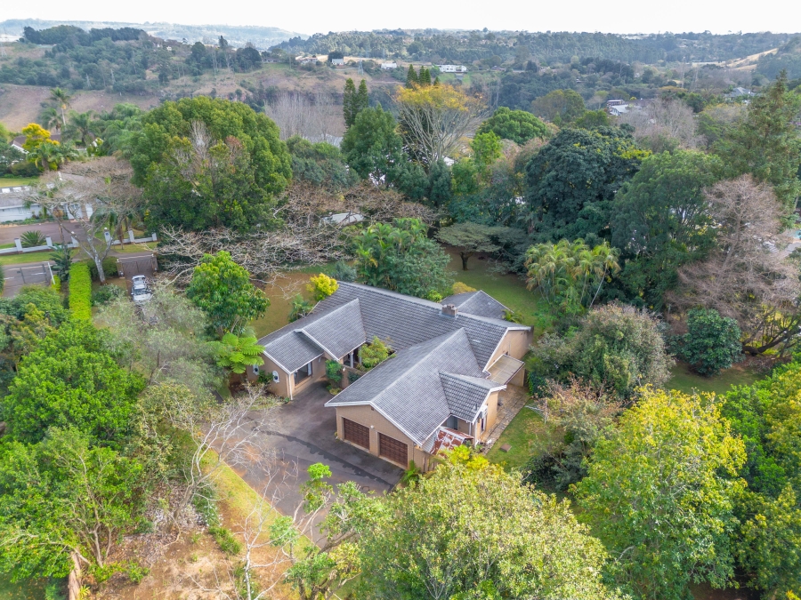 4 Bedroom Property for Sale in Winston Park KwaZulu-Natal