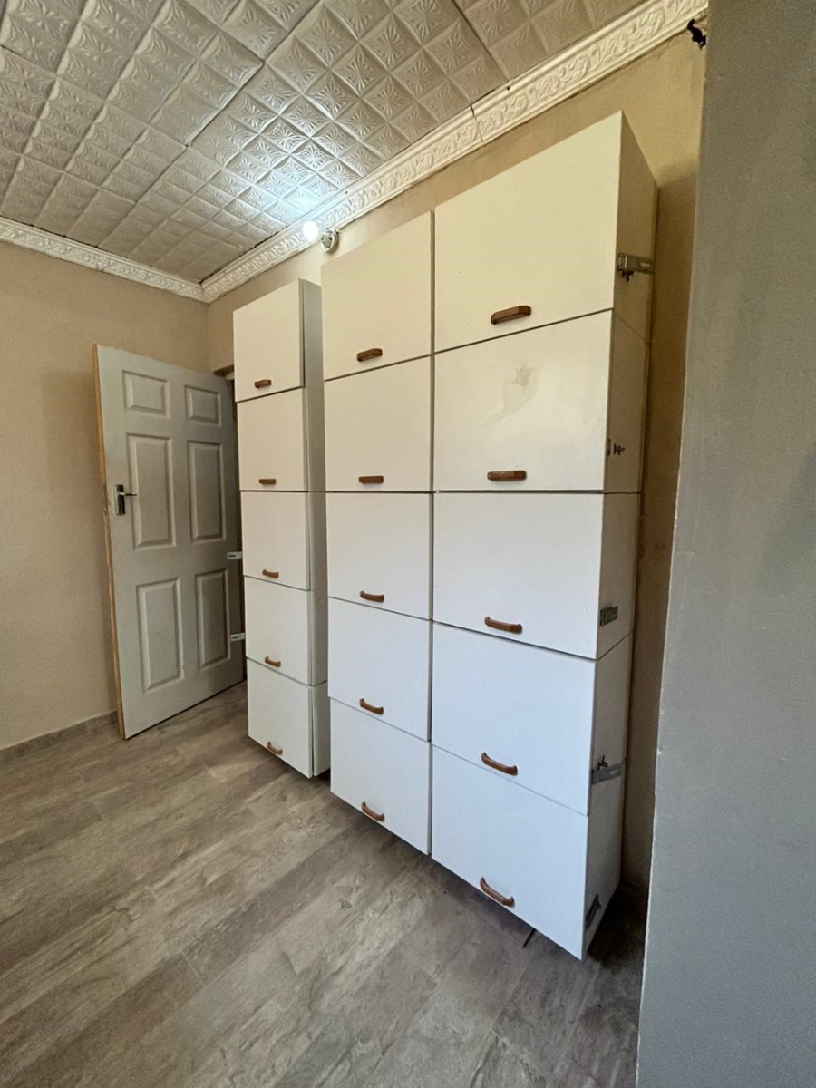 To Let 12 Bedroom Property for Rent in Reservoir Hills KwaZulu-Natal