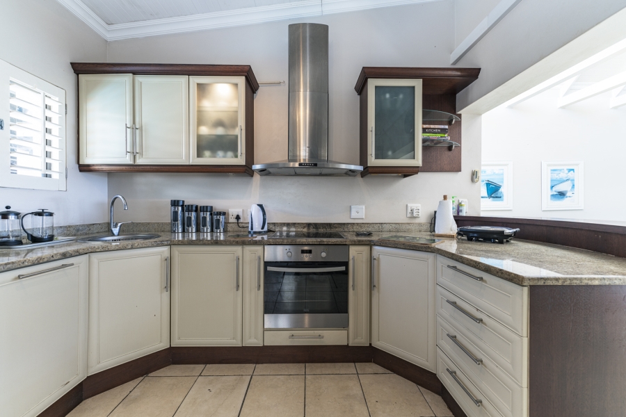 6 Bedroom Property for Sale in Prince