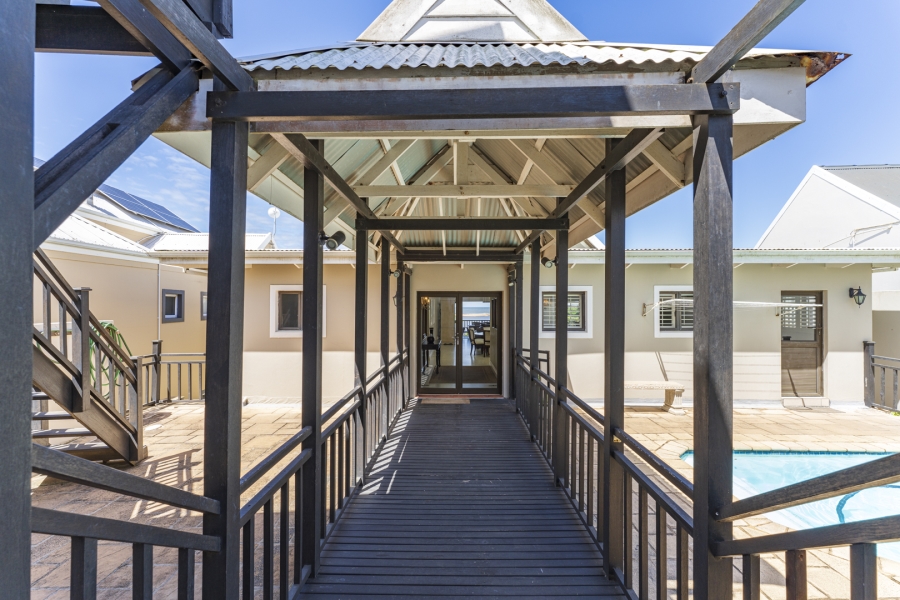 6 Bedroom Property for Sale in Prince