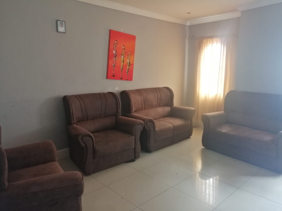 2 Bedroom Property for Sale in Glenwood KwaZulu-Natal