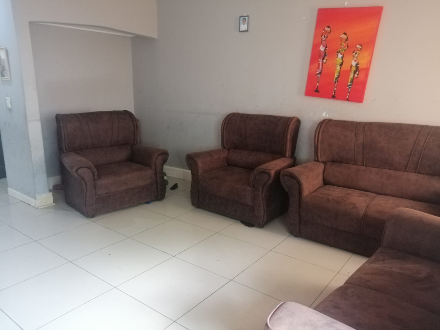 2 Bedroom Property for Sale in Glenwood KwaZulu-Natal