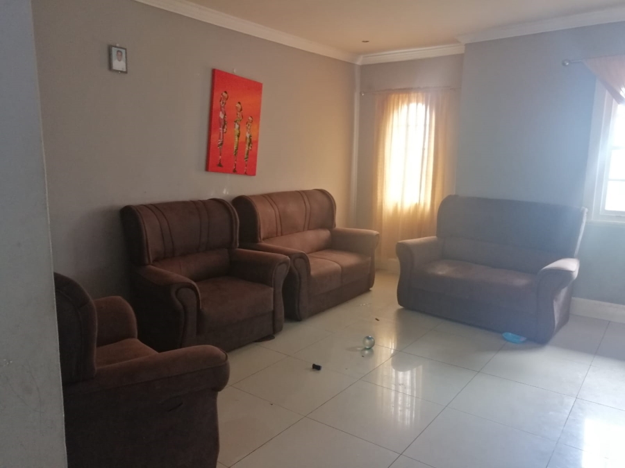 2 Bedroom Property for Sale in Glenwood KwaZulu-Natal