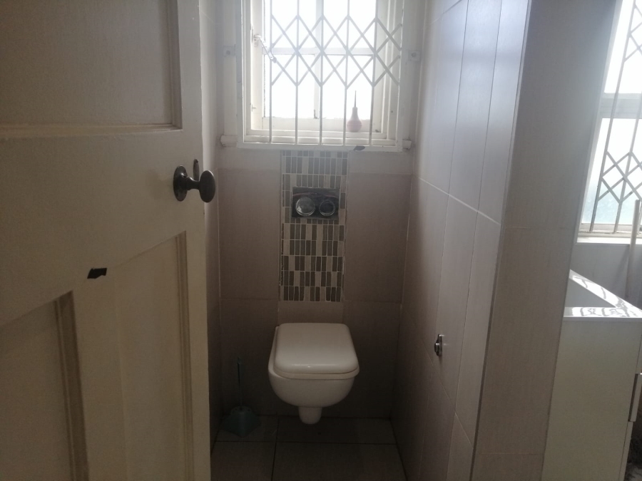 2 Bedroom Property for Sale in Glenwood KwaZulu-Natal