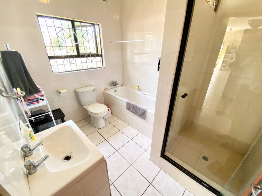 10 Bedroom Property for Sale in Herrwood Park KwaZulu-Natal