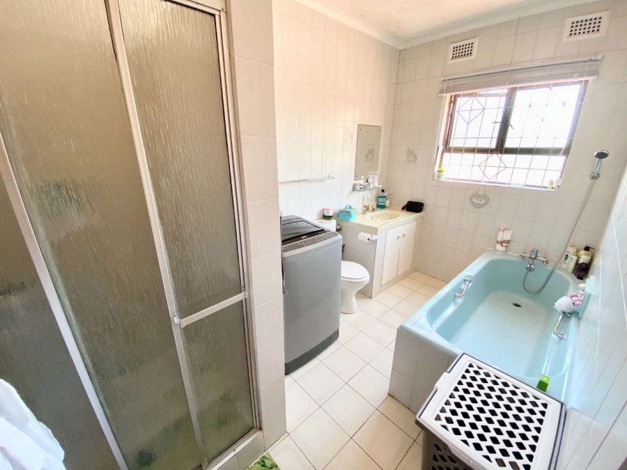 10 Bedroom Property for Sale in Herrwood Park KwaZulu-Natal