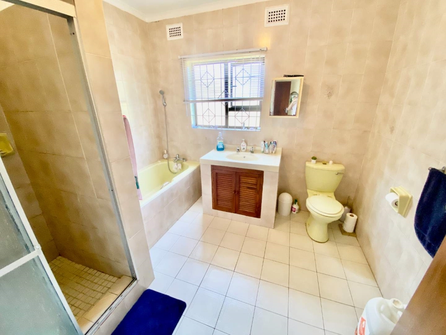 10 Bedroom Property for Sale in Herrwood Park KwaZulu-Natal