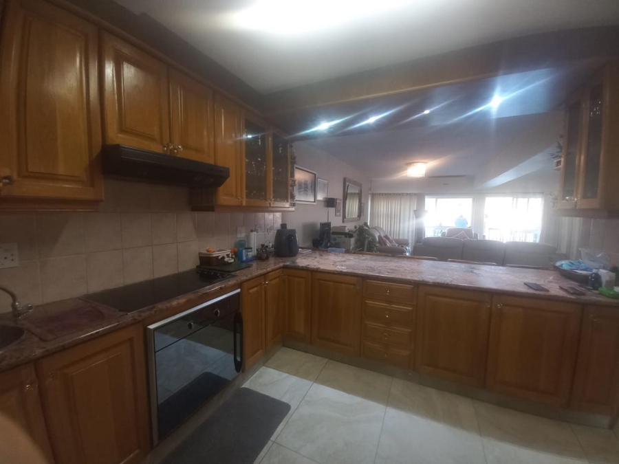 3 Bedroom Property for Sale in Meer En See KwaZulu-Natal