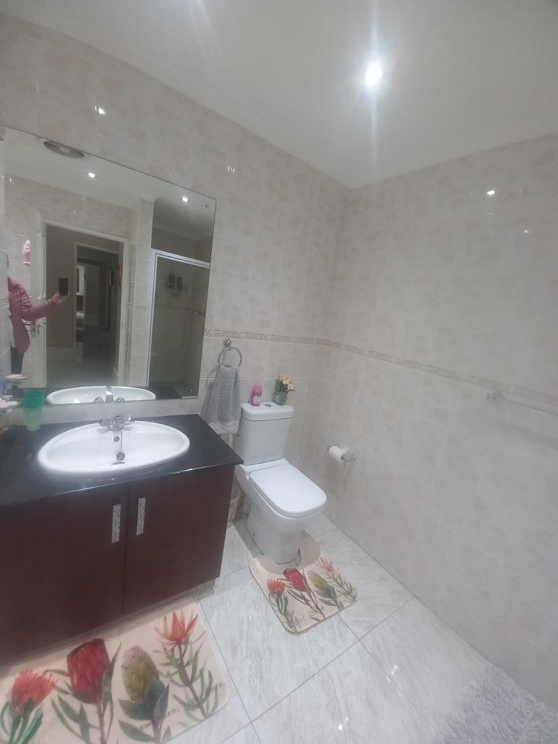 3 Bedroom Property for Sale in Meer En See KwaZulu-Natal