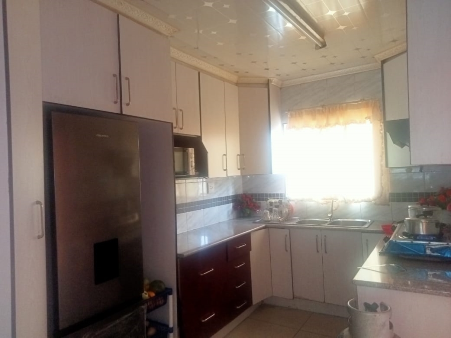 2 Bedroom Property for Sale in Newcastle KwaZulu-Natal
