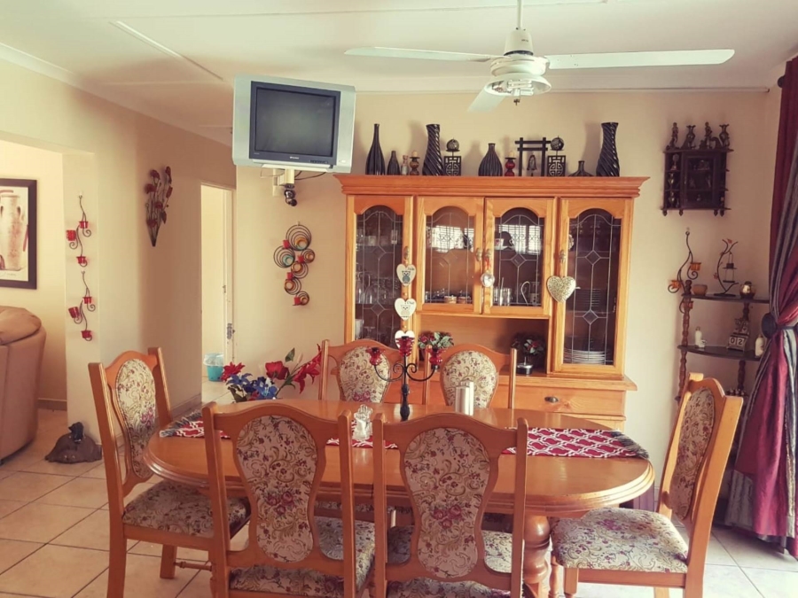 6 Bedroom Property for Sale in Veld En Vlei KwaZulu-Natal