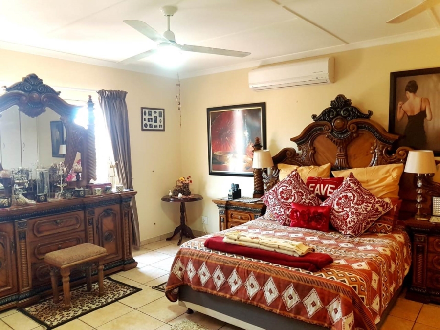 6 Bedroom Property for Sale in Veld En Vlei KwaZulu-Natal
