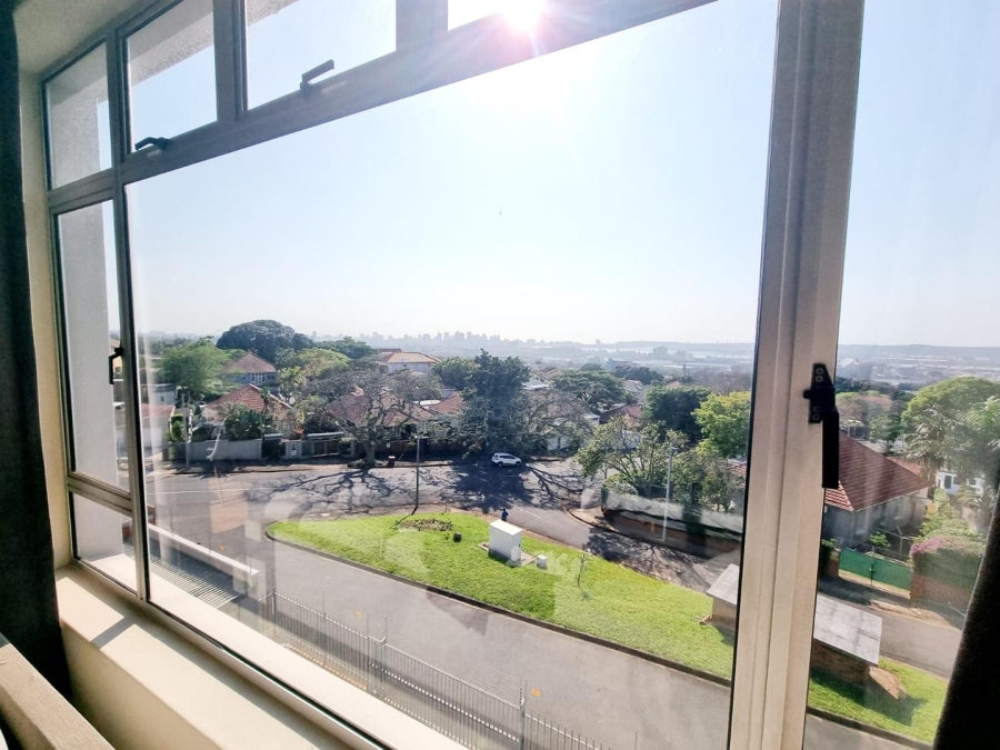 2 Bedroom Property for Sale in Glenwood KwaZulu-Natal