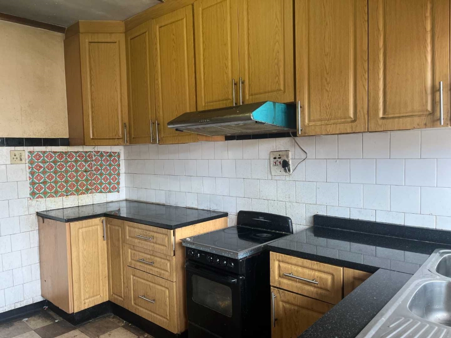 10 Bedroom Property for Sale in Clare Hills KwaZulu-Natal