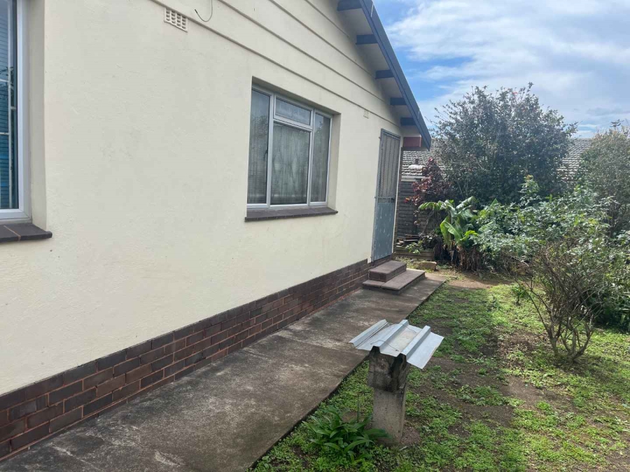 10 Bedroom Property for Sale in Clare Hills KwaZulu-Natal