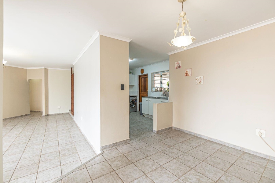 4 Bedroom Property for Sale in Amanzimtoti KwaZulu-Natal