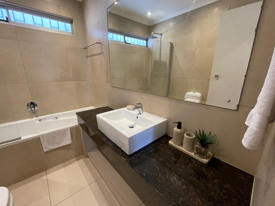 To Let 3 Bedroom Property for Rent in Umhlanga KwaZulu-Natal