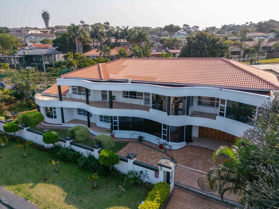 6 Bedroom Property for Sale in Glen Ashley KwaZulu-Natal