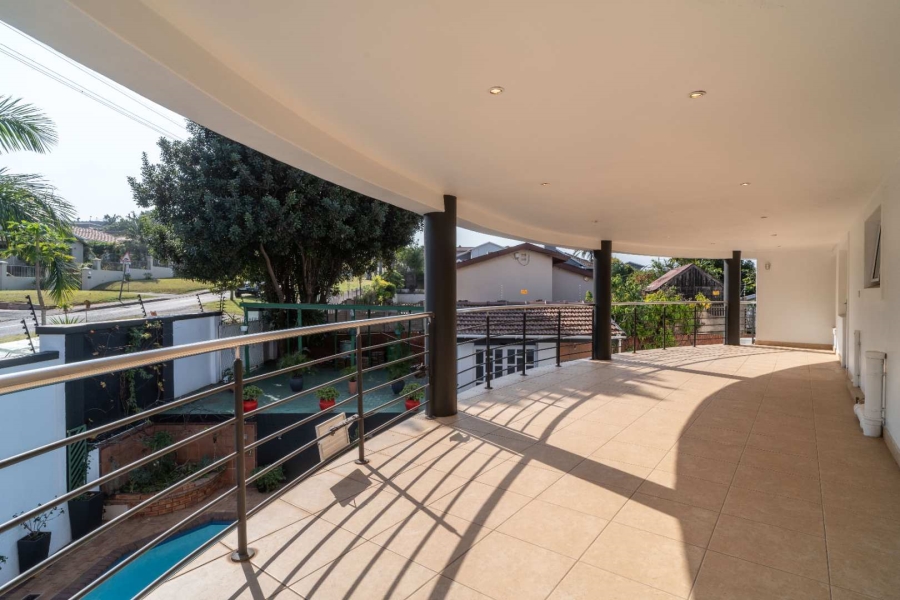 6 Bedroom Property for Sale in Glen Ashley KwaZulu-Natal