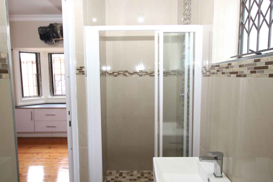 2 Bedroom Property for Sale in Queensburgh KwaZulu-Natal