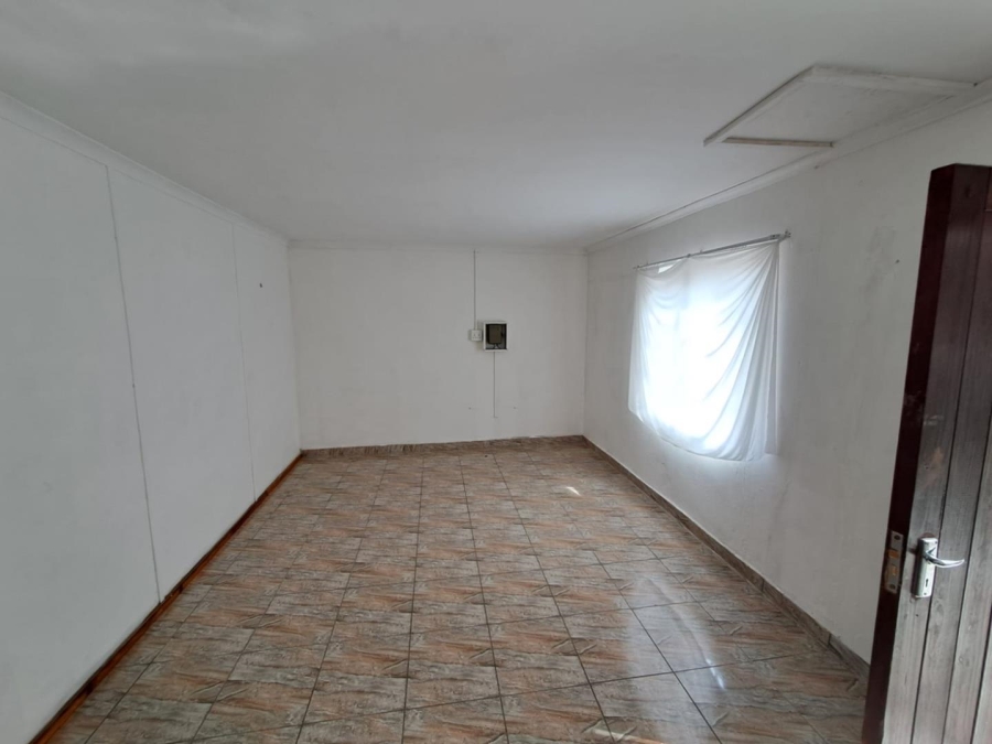 1 Bedroom Property for Sale in Birdswood KwaZulu-Natal