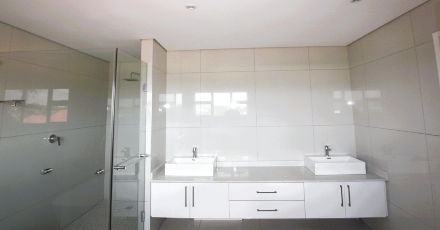 6 Bedroom Property for Sale in Prestondale KwaZulu-Natal