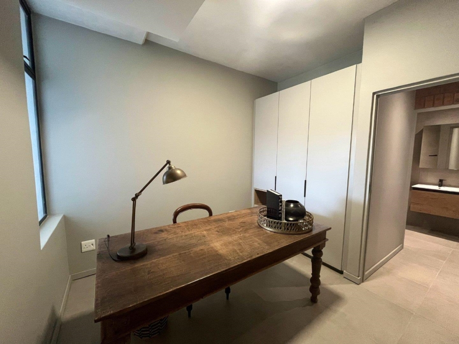 2 Bedroom Property for Sale in La Lucia KwaZulu-Natal