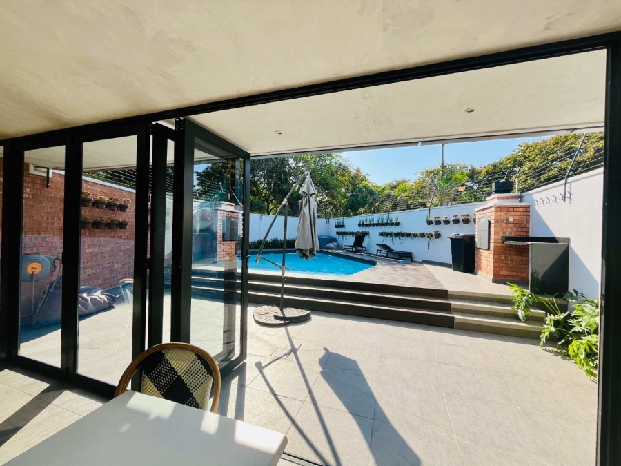 2 Bedroom Property for Sale in La Lucia KwaZulu-Natal