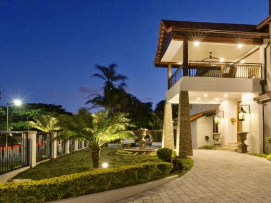 9 Bedroom Property for Sale in Umhlanga KwaZulu-Natal