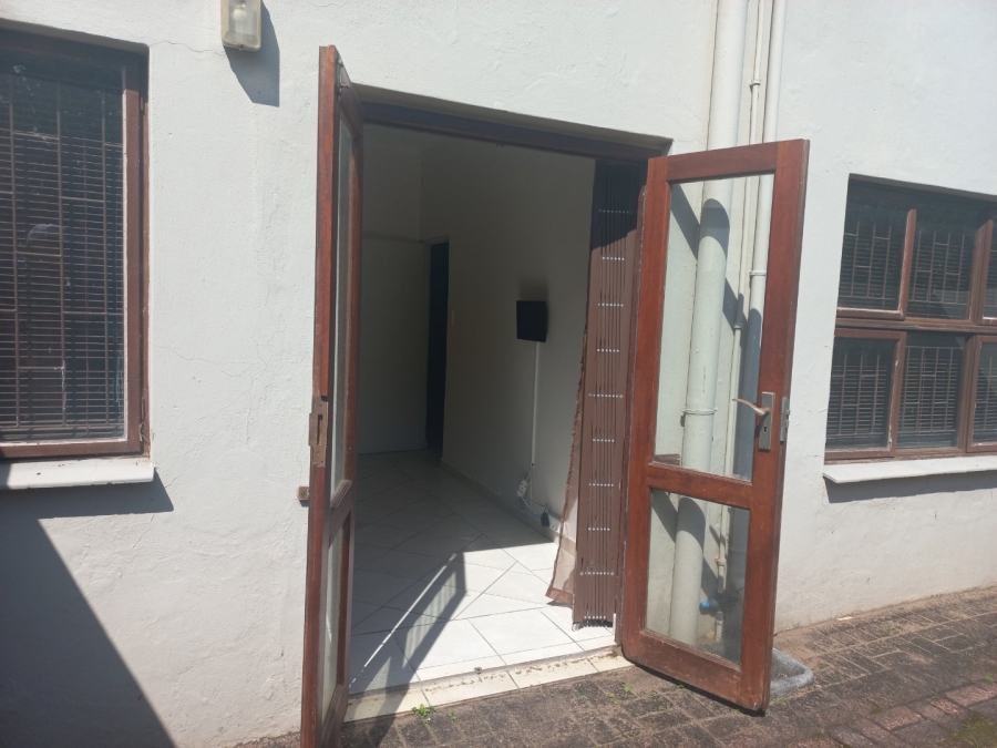 2 Bedroom Property for Sale in Glenmore KwaZulu-Natal