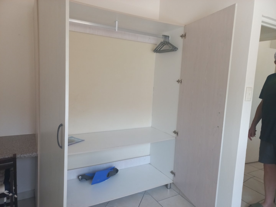 2 Bedroom Property for Sale in Glenmore KwaZulu-Natal