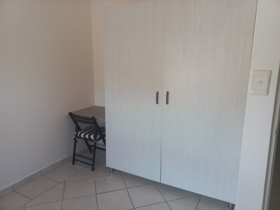 2 Bedroom Property for Sale in Glenmore KwaZulu-Natal