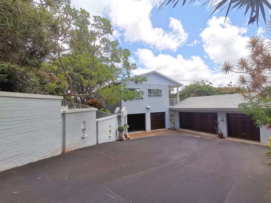 6 Bedroom Property for Sale in St Michaels On Sea KwaZulu-Natal