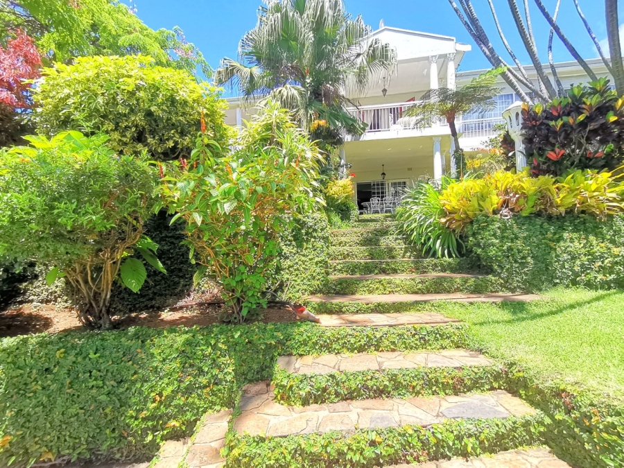 6 Bedroom Property for Sale in St Michaels On Sea KwaZulu-Natal